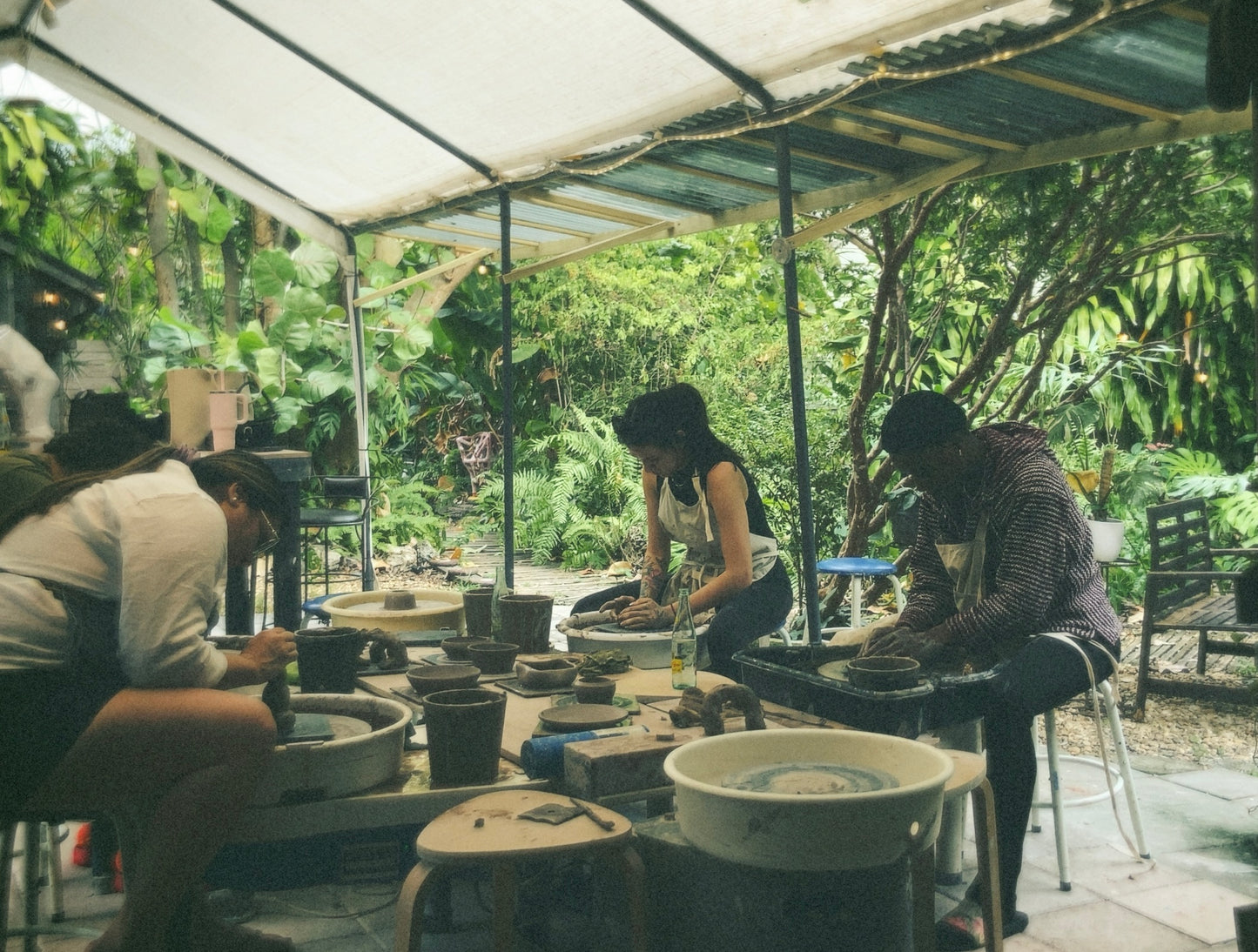 OPEN AIR wheelthrowing 🌱 beginner’s 2hr pottery class
