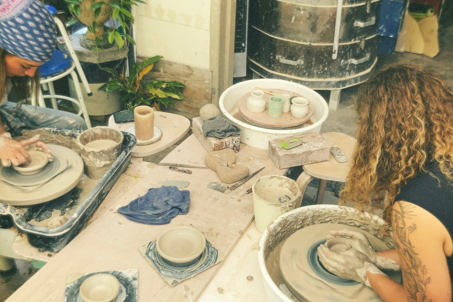 OPEN AIR wheelthrowing 🌱 beginner’s 2hr pottery class