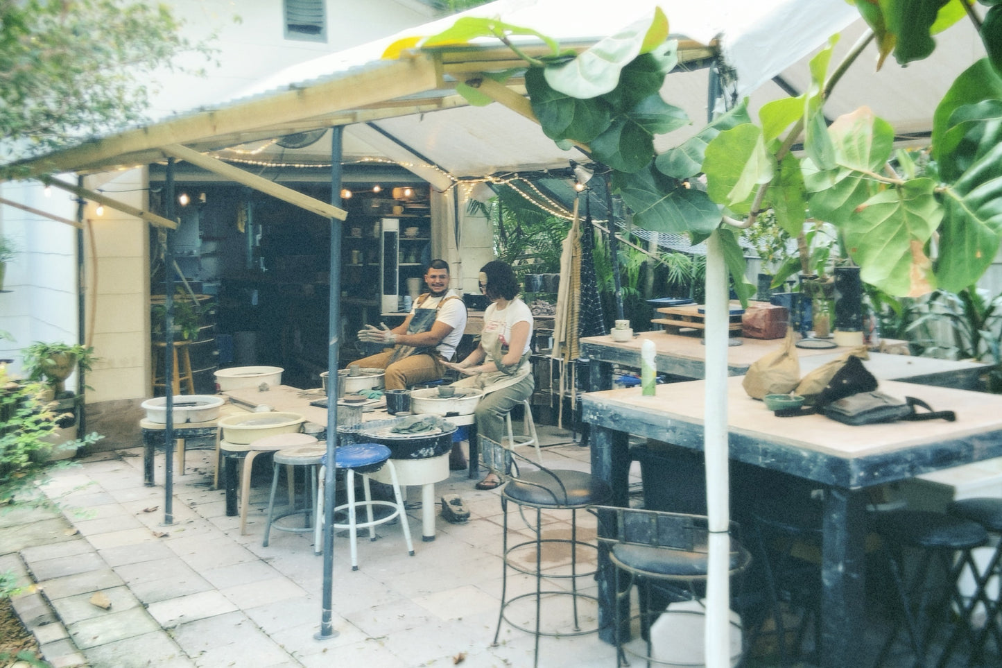 OPEN AIR wheelthrowing 🌱 beginner’s 2hr pottery class
