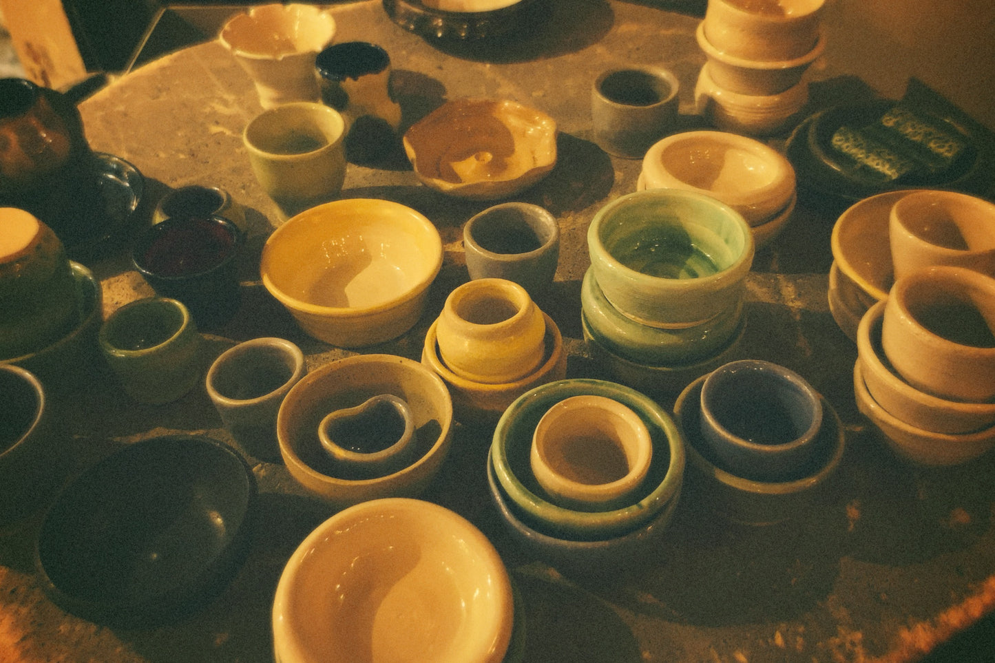 wheelthrowing 101 — beginner’s pottery class (2hr)